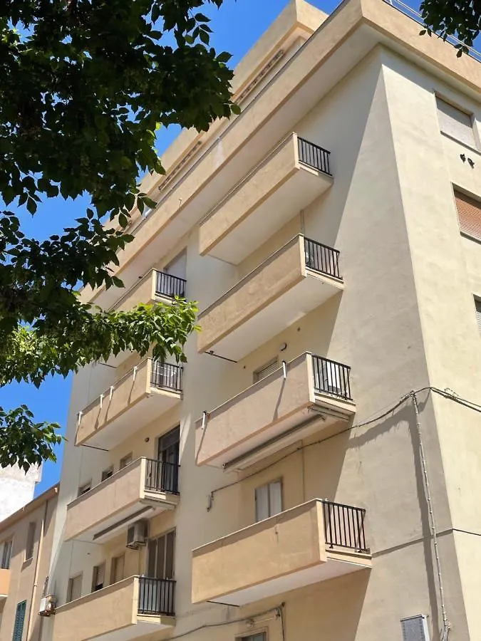 La Camera Dell'Aviatore Alghero 0*,